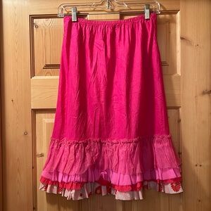 Dosa size 2 hot pink silk ruffle trim skirt